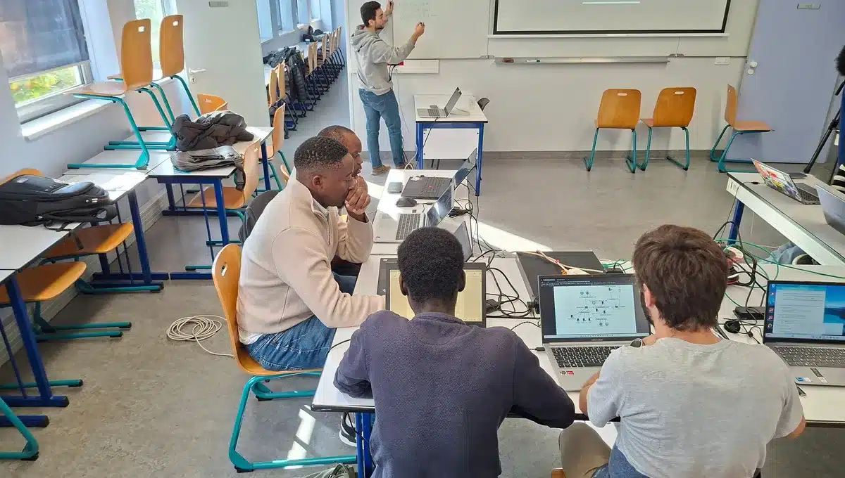 Des étudiants de l'ESIEA de Laval participe à l'exercice