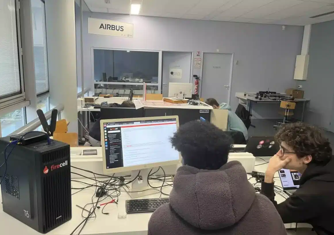 Exploring ESIEA’s 5G Innovation Lab: A Hands-On Collaboration with Firecell