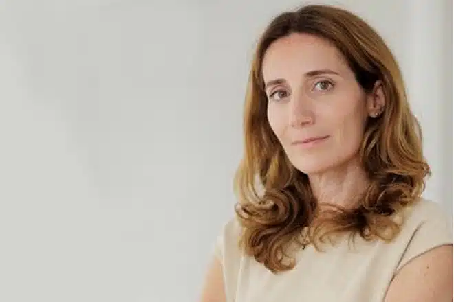 Julie Caredda rejoint KPMG en tant qu’Associée AI Business Transformation