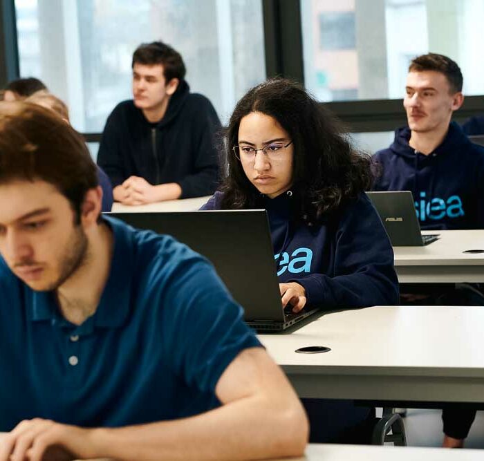 Étudiants ESIEA Dax
