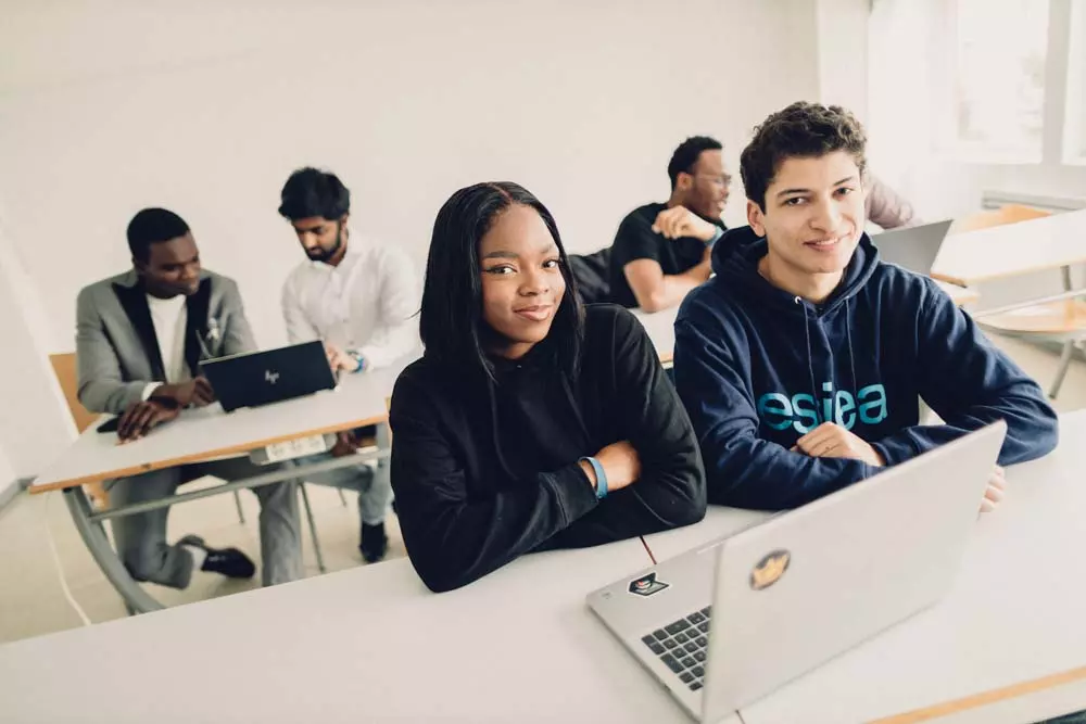 Étudiants ESIEA Ivry-sur-Seine