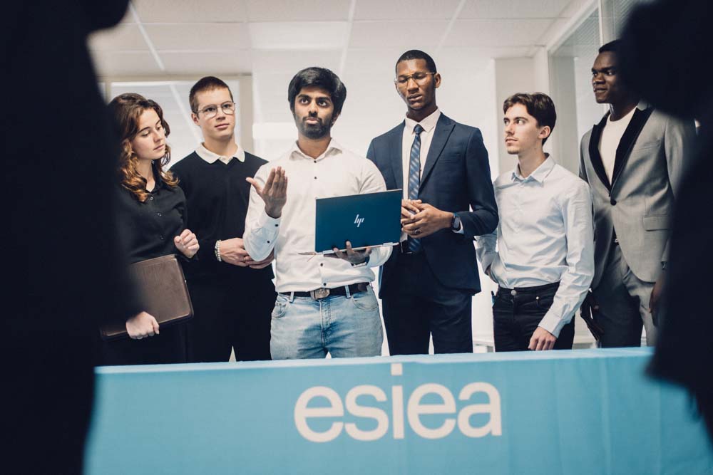 Étudiants de l'ESIEA