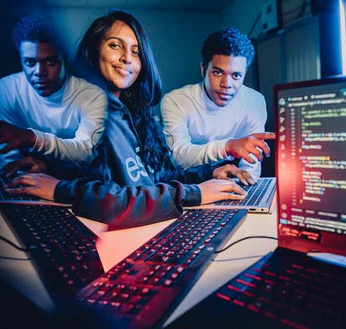 Etudiants en programmation IA de l'ESIEA