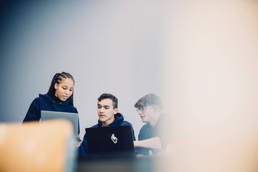 Combien gagne quelqu&rsquo;un qui a fait une formation en intelligence artificielle ?