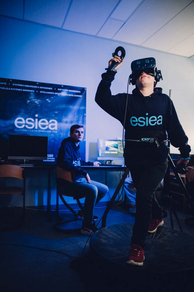 VR LAVAL
