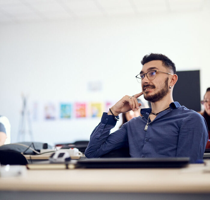 Étudiants ESIEA Agen en programme expert en informatique