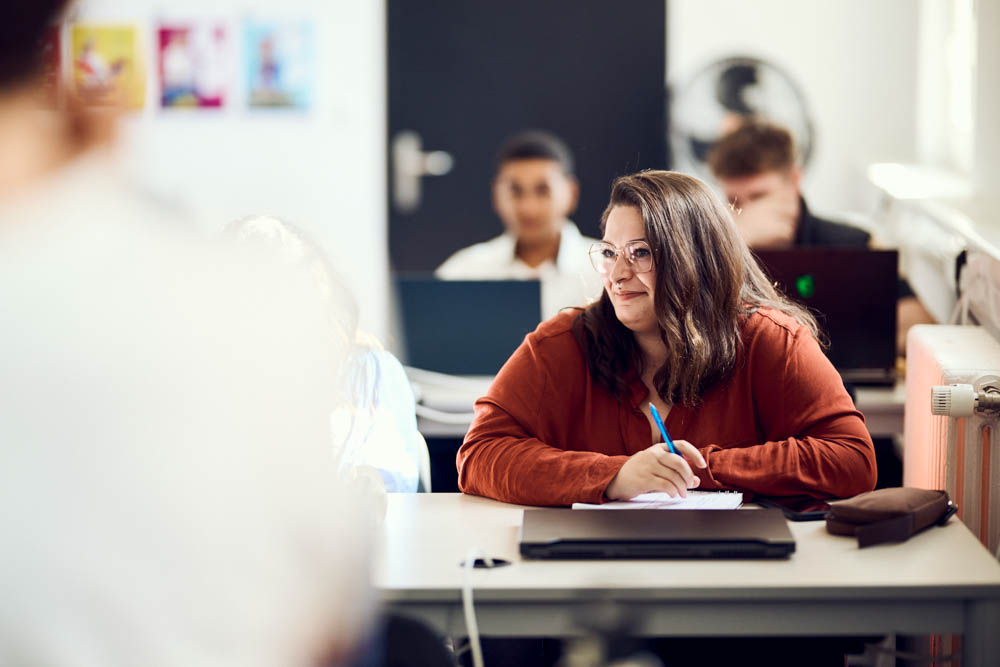 Étudiants ESIEA Agen en cours