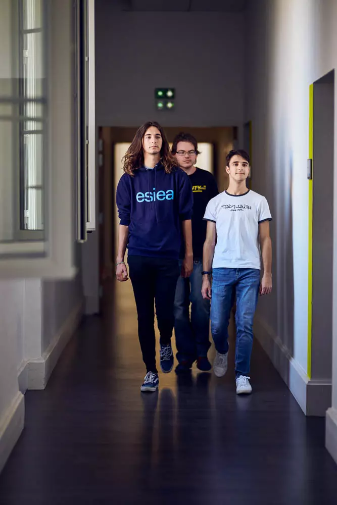 Étudiants ESIEA Agen