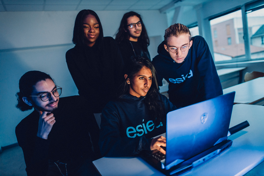Étudiants de l'ESIEA