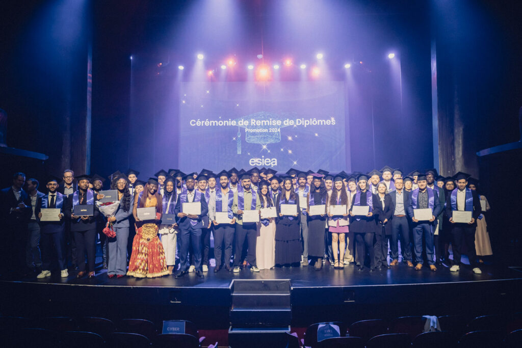 Remise diplomes software engineering esiea 2025