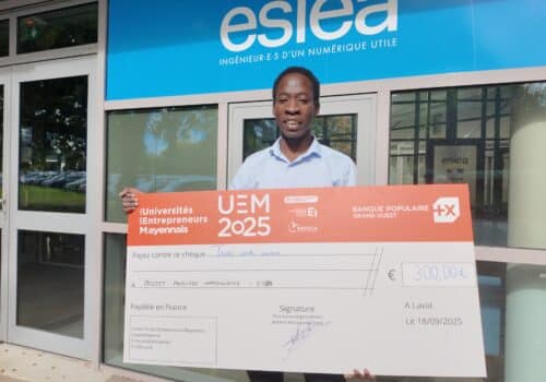Leslie Fifanon, étudiant de l’ESIEA, lauréat du Prix Coup de Cœur aux UEM 2025