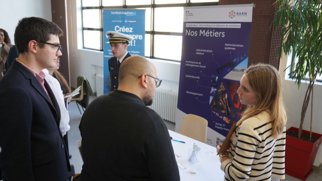 Forum stages 2025 à Ivry-sur-Seine