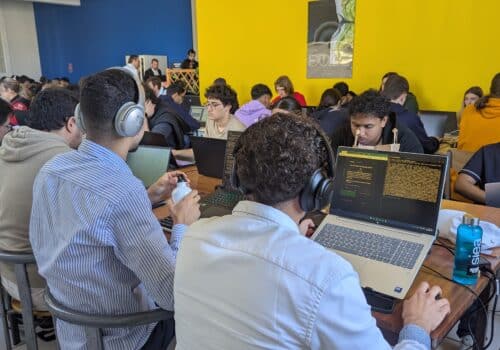 Garonn’Hack 2025 : conférences, ateliers et réussite étudiante pour l’ESIEA