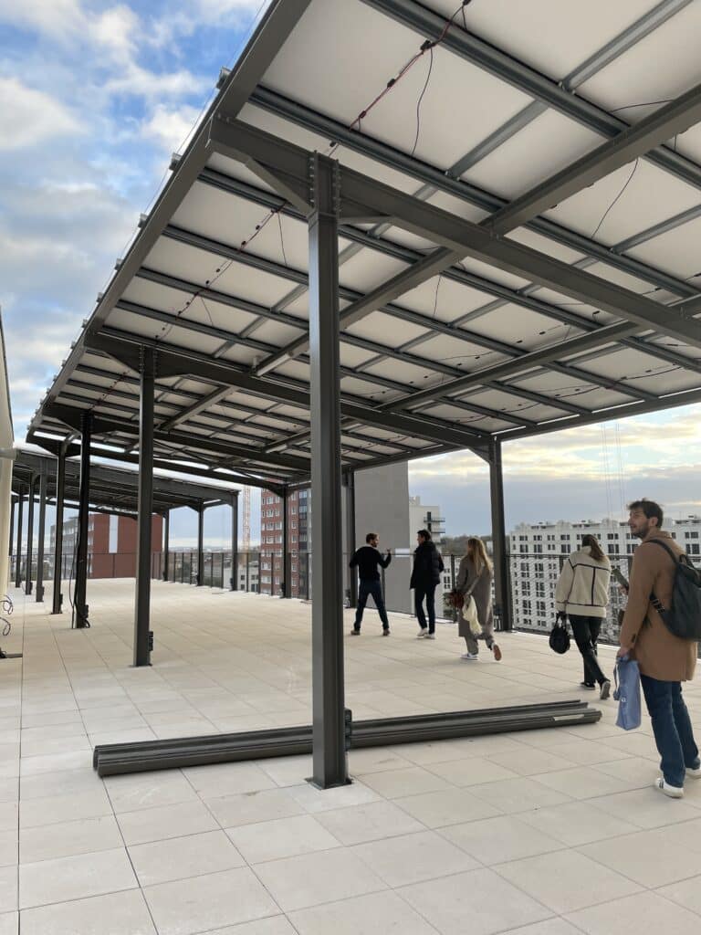 Serre sur le toit de l'ESIEA Ivry-sur-Seine 2025