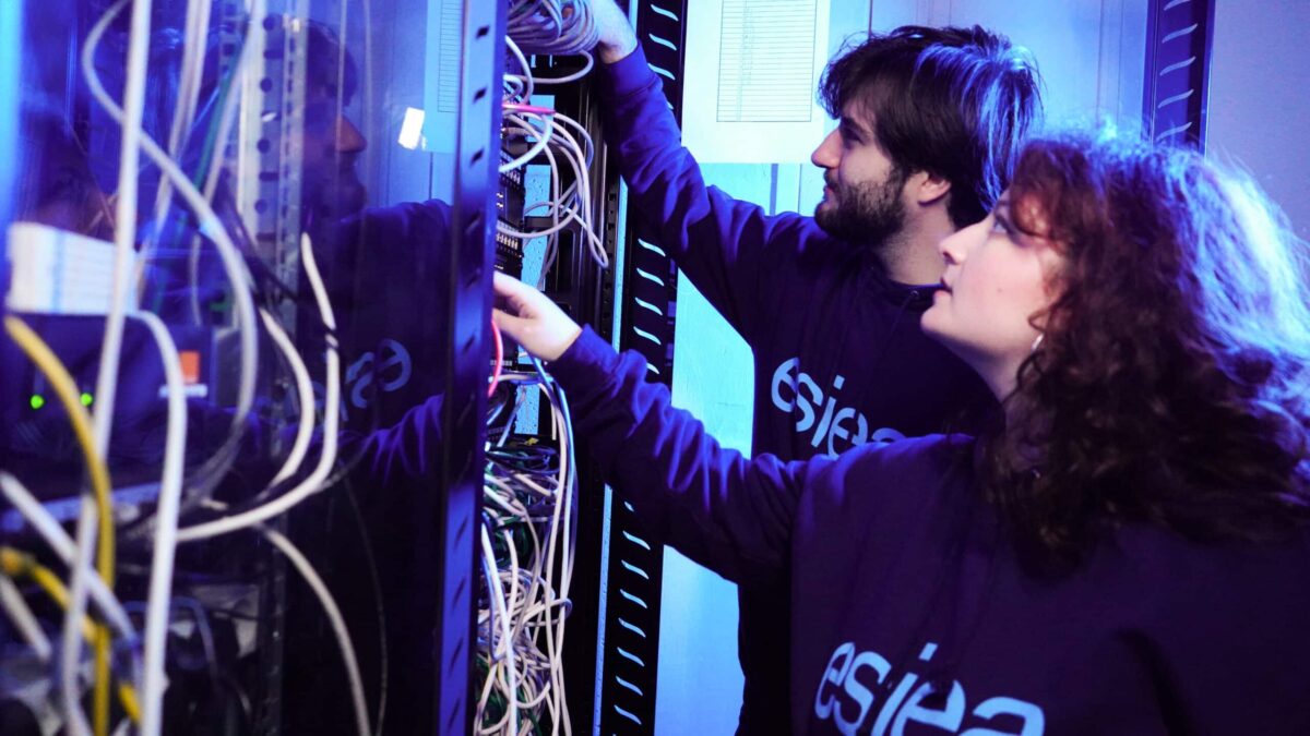 Esiea Agen serveur