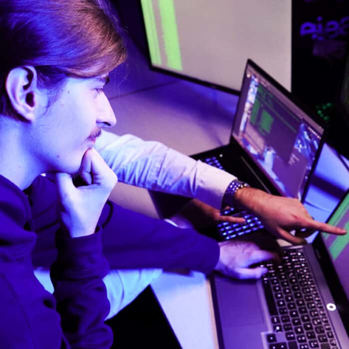 Étudiant en informatique de l'ESIEA Agen