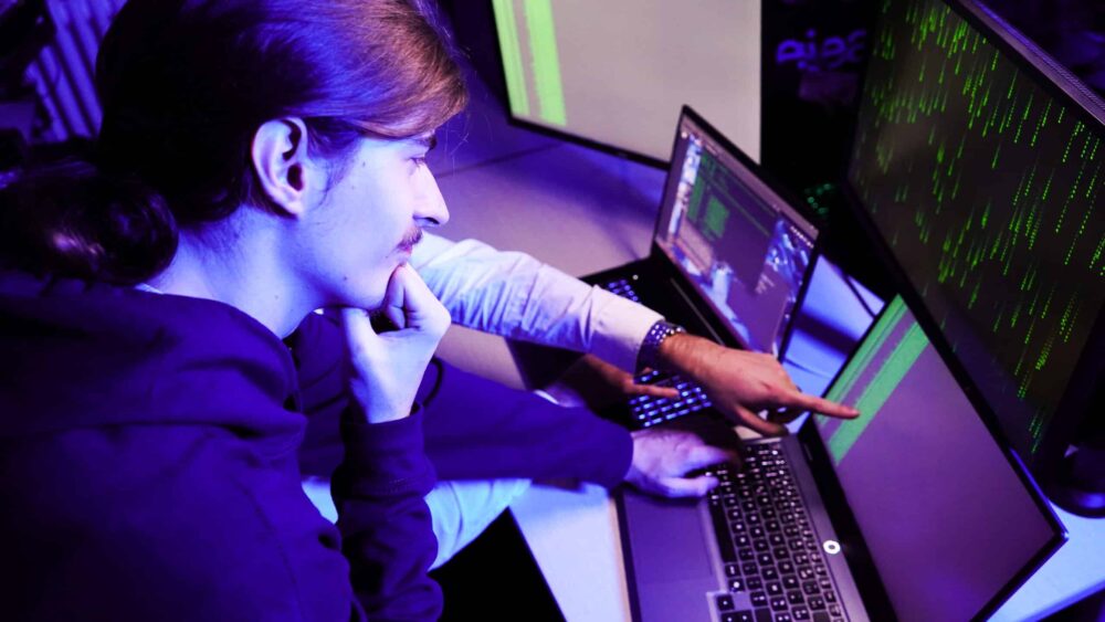 Étudiant en informatique de l'ESIEA Agen