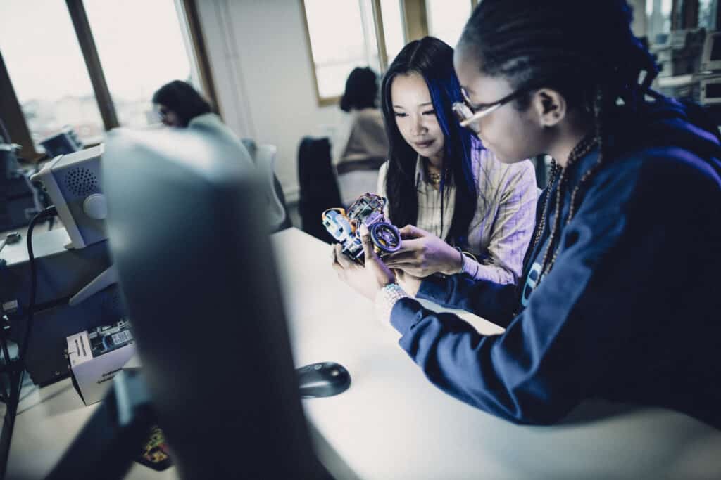 Journée immersion à l'ESIEA Ivry-sur-Seine, école d'ingénieur en informatique et numérique