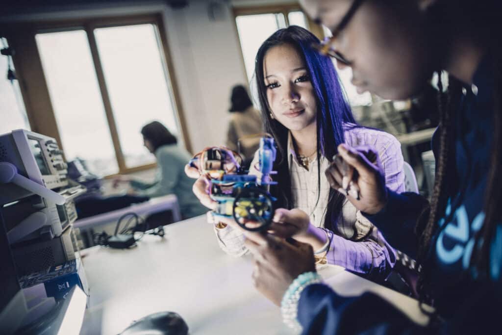 Étudiants de l'ESIEA ivry-sur-seine