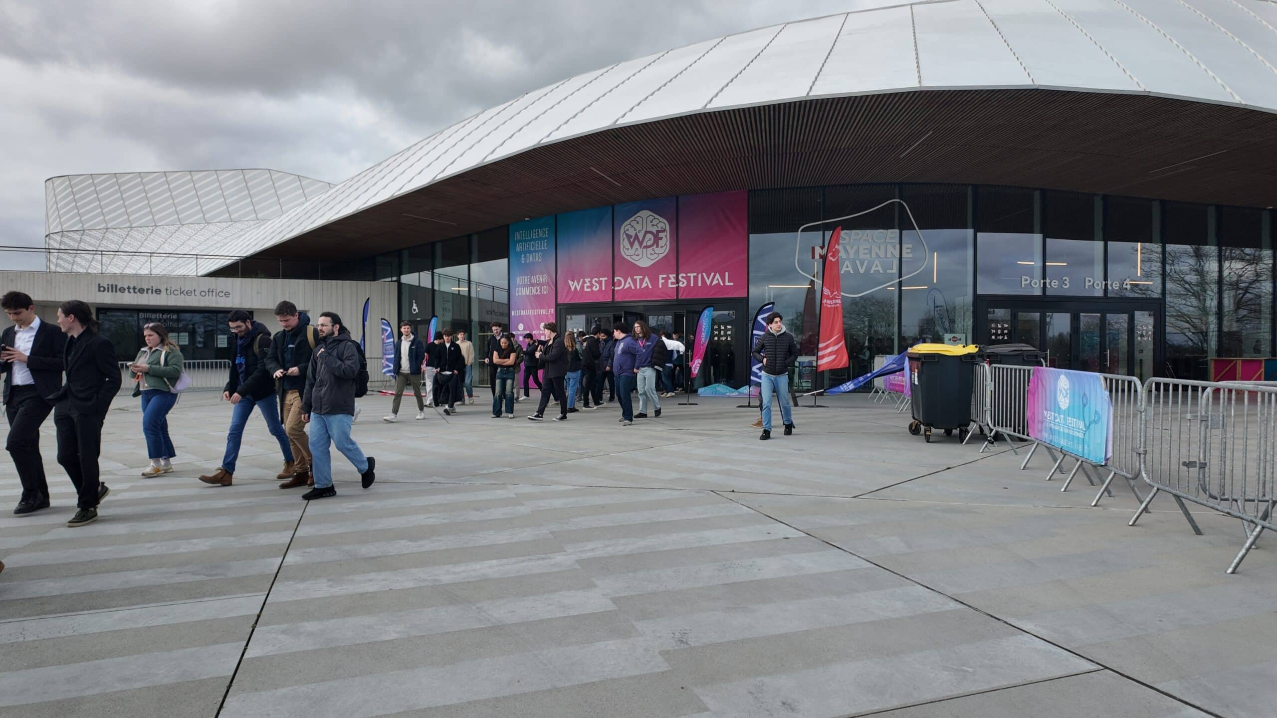 Au West Data Festival, les étudiants de l’ESIEA passent l’IA à l’épreuve du réel 