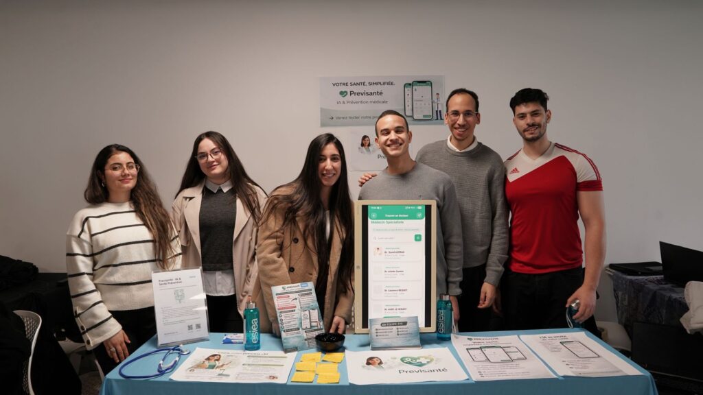 Étudiantes de l'ESIEA Ivry-sur-Seine lors de l'Open ESIEA 2026