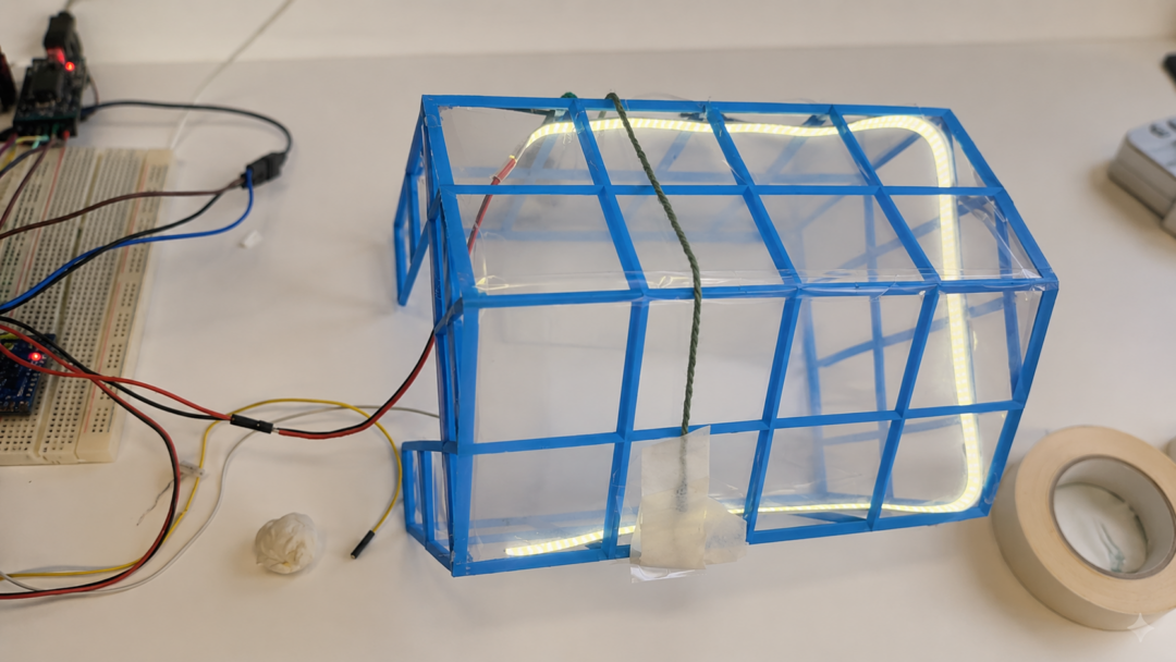 Serre connectée TerraWatch développée par des élèves-ingénieurs de l’ESIEA avec capteurs, ESP32 et système de régulation automatique