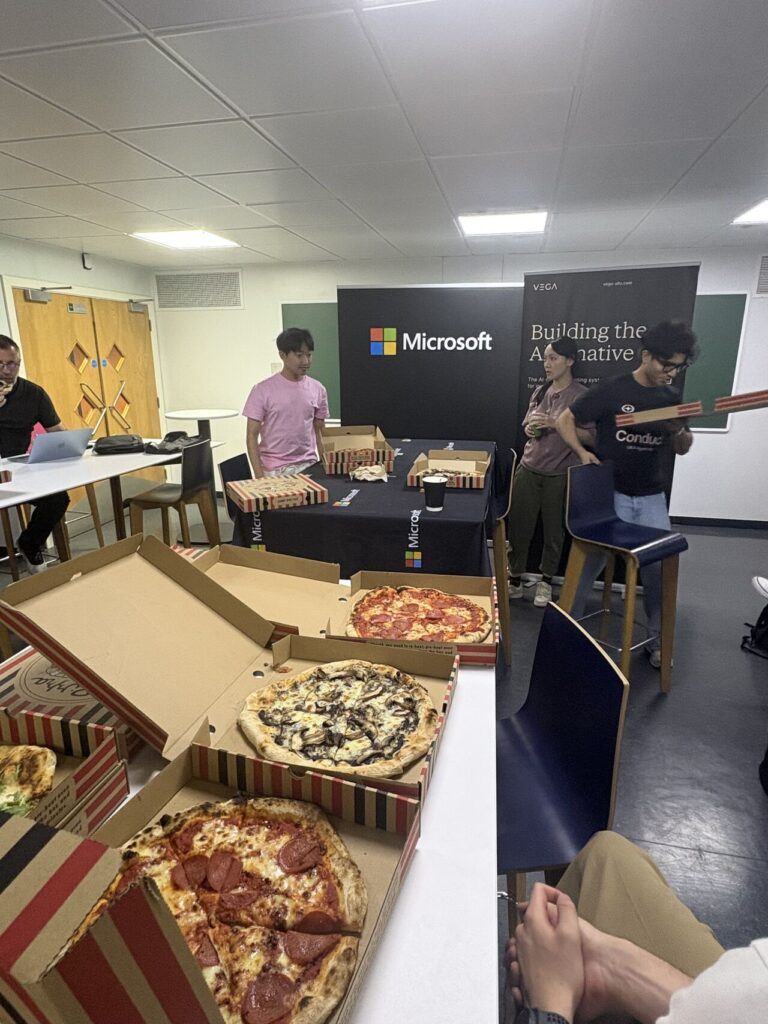 Les temps de travail collectif ont rythmé les différentes phases du hackathon.