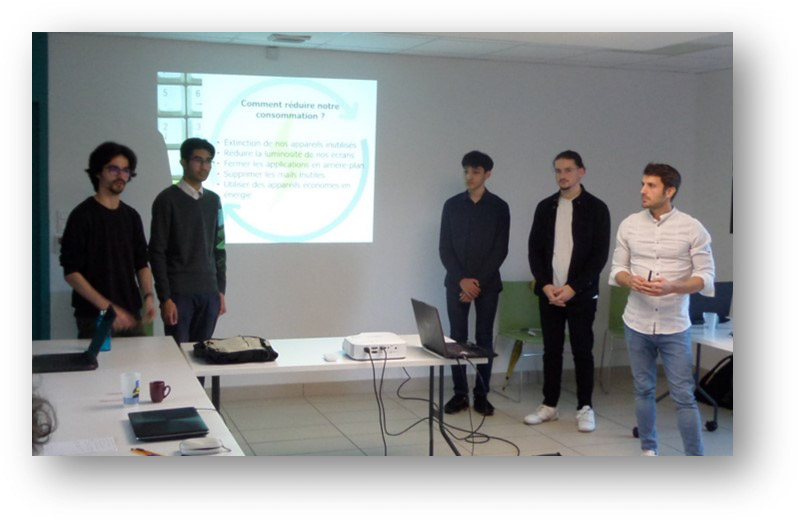 Le groupe Green-IT, 5 étudiants de 2ème année du campus d'Agen