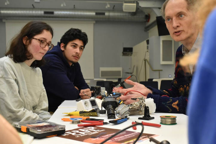 Tech Revive, projet de Repair Cafe au sein de l’ESIEA