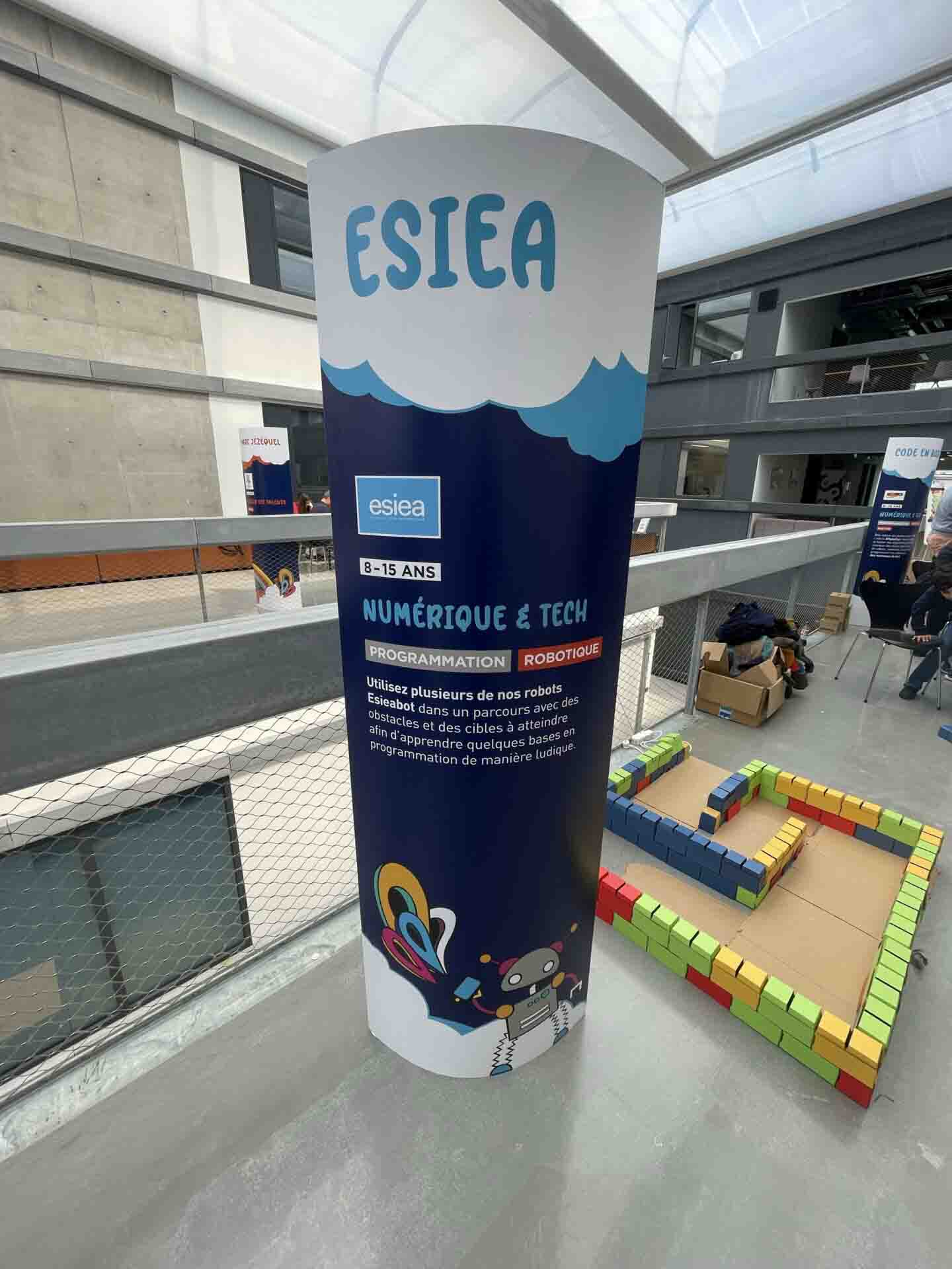 Totem ESIEA Startup for kids