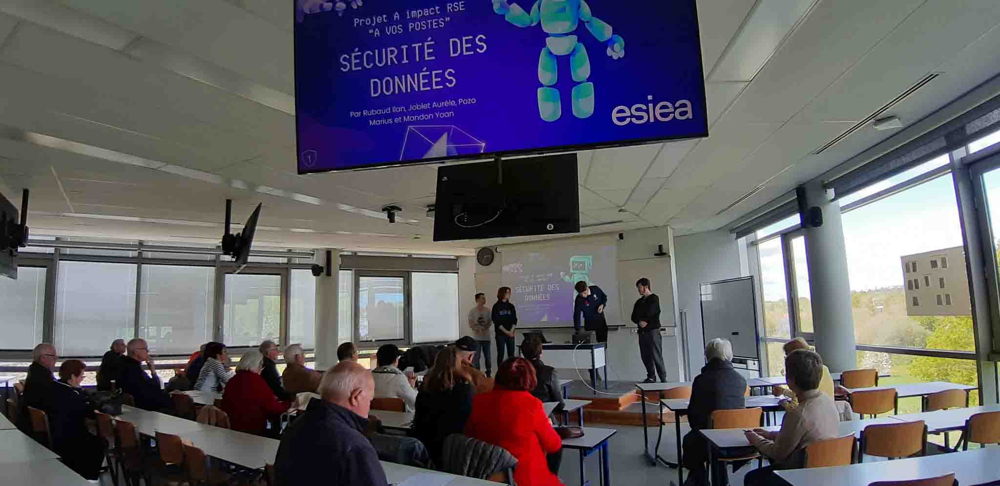 Sensibilisation à la protection des données : Une Initiative étudiante sur le campus ESIEA de Laval éveille les Consciences Locales