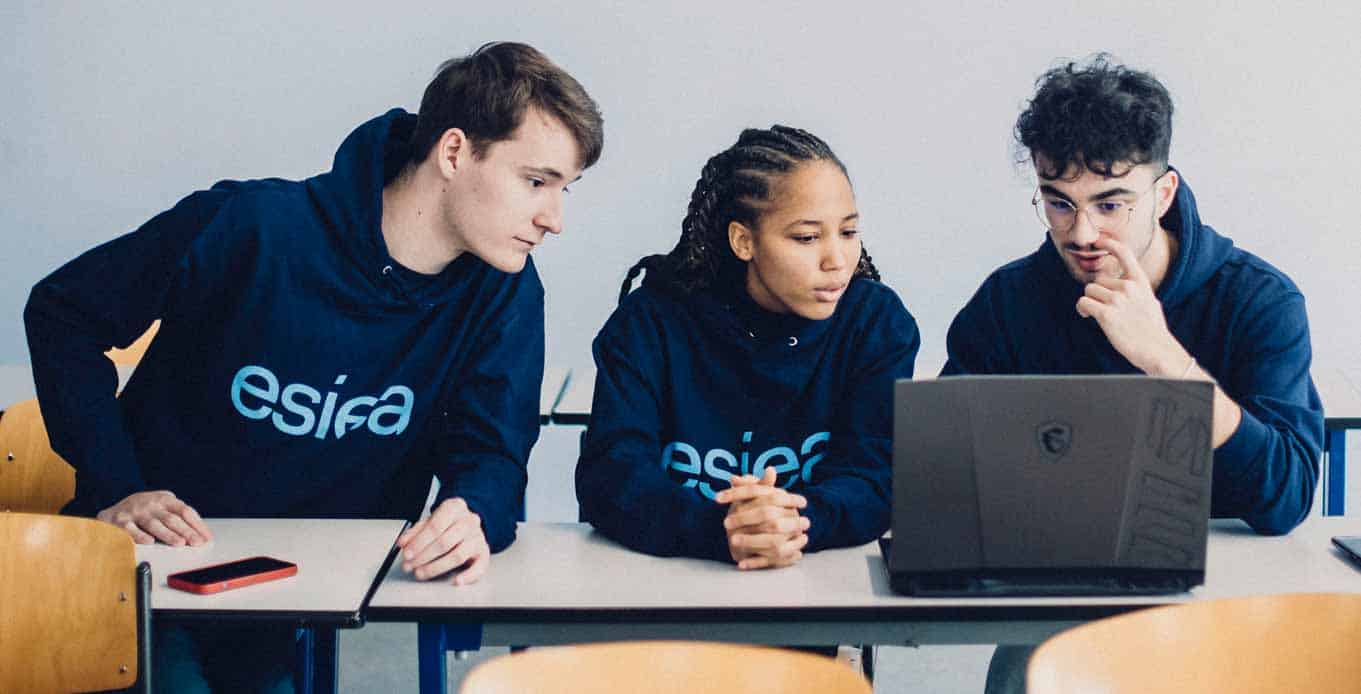 Étudiants de Laval en cycle préparatoire intégré de l'ESIEA