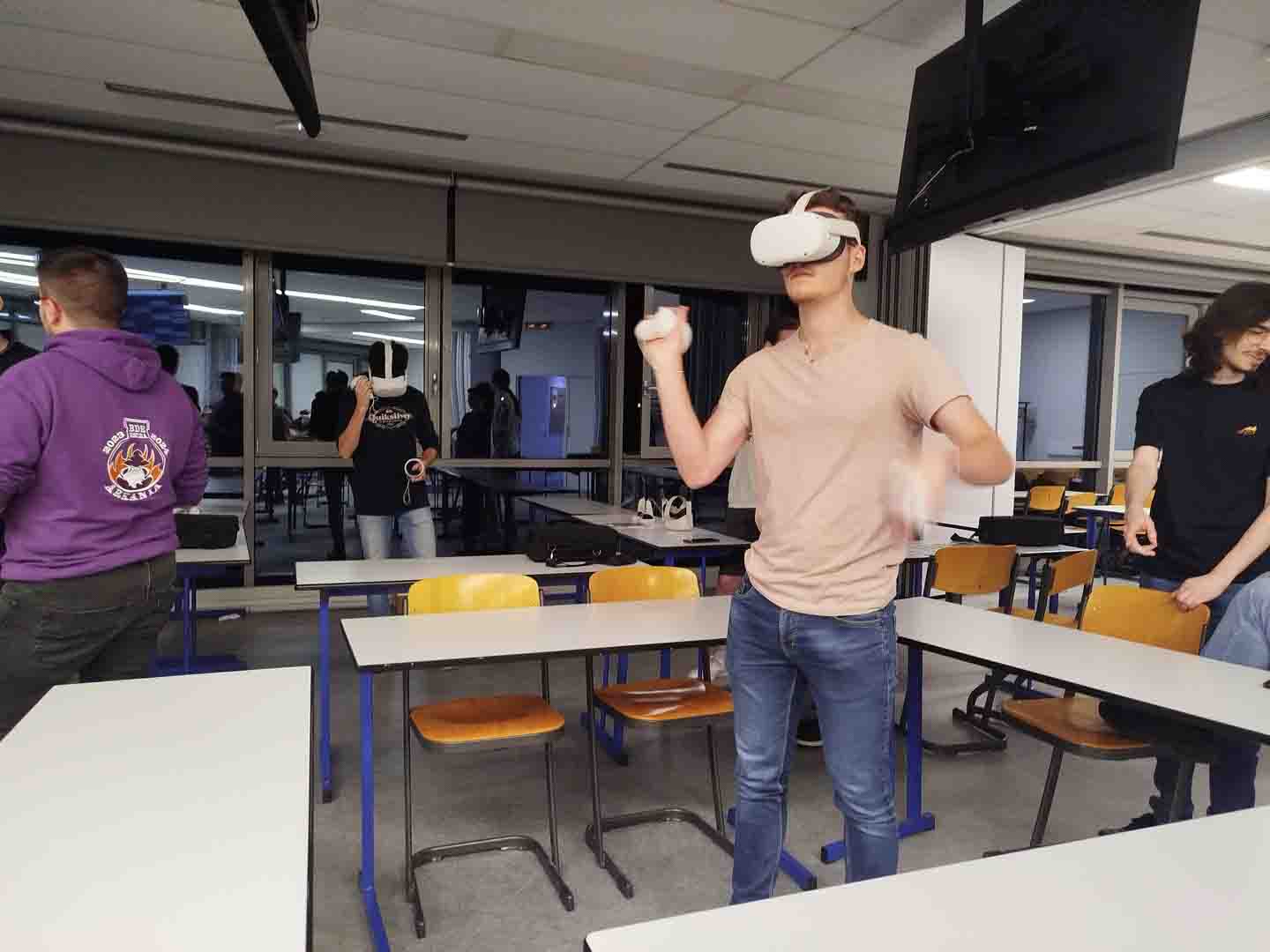 VR 4 Fun : Une immersion ludique et compétitive dans le monde de la réalité virtuelle