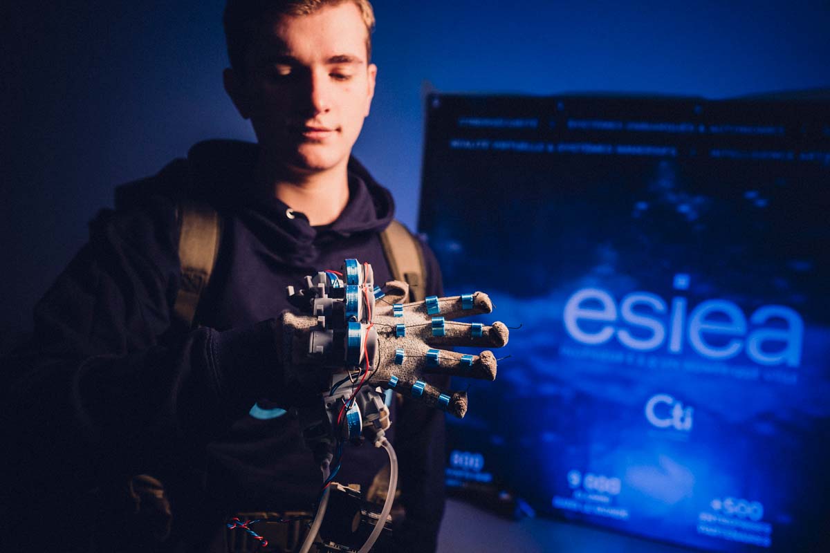 L’Internet des Objets (IoT) : révolutionner le quotidien et l’industrie